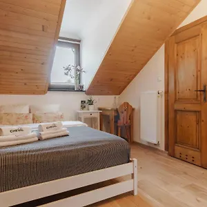 Goscinne Cheval Homestay