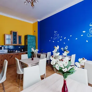  Hostal Tara